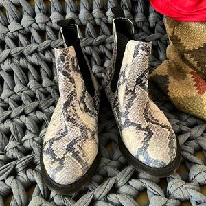 Dr. Martens Snakeskin Black/ White Chelsea Boots UK6/8.5